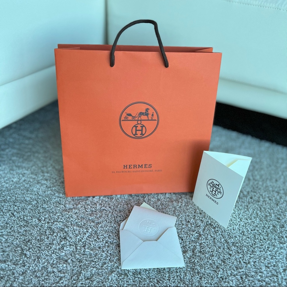 Hermes shopping bag + receipt holder + white blank card